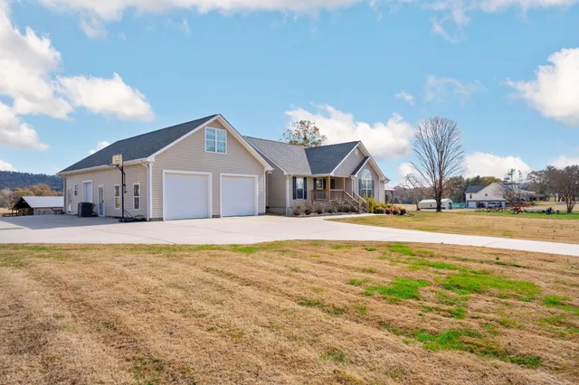 $389,900 | 2545 West Armuchee Road, LaFayette, GA 30728