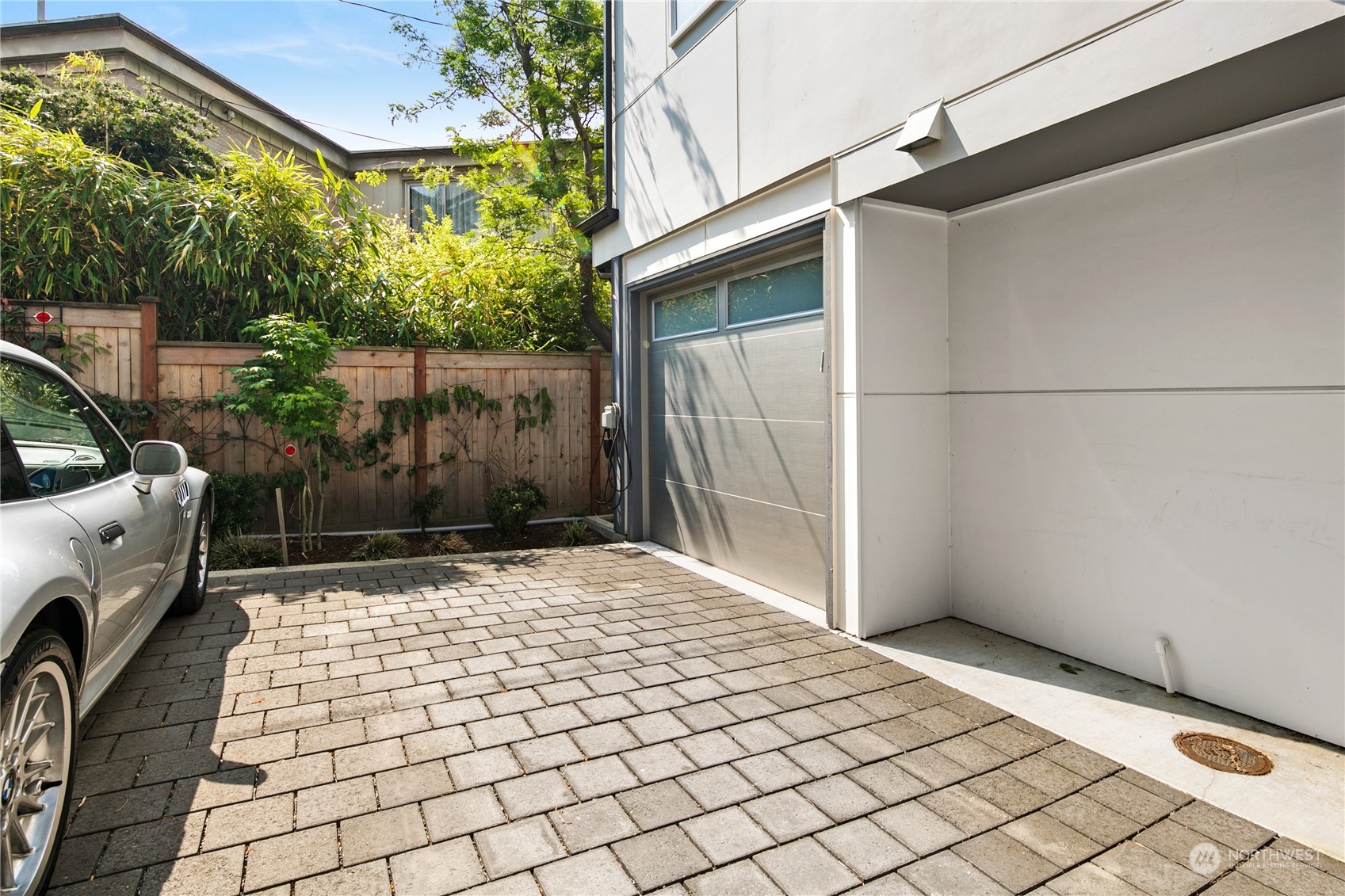 3226 Alki Avenue Southwest Seattle, WA 98116 - Photo 32 of 39 a view of a backyard