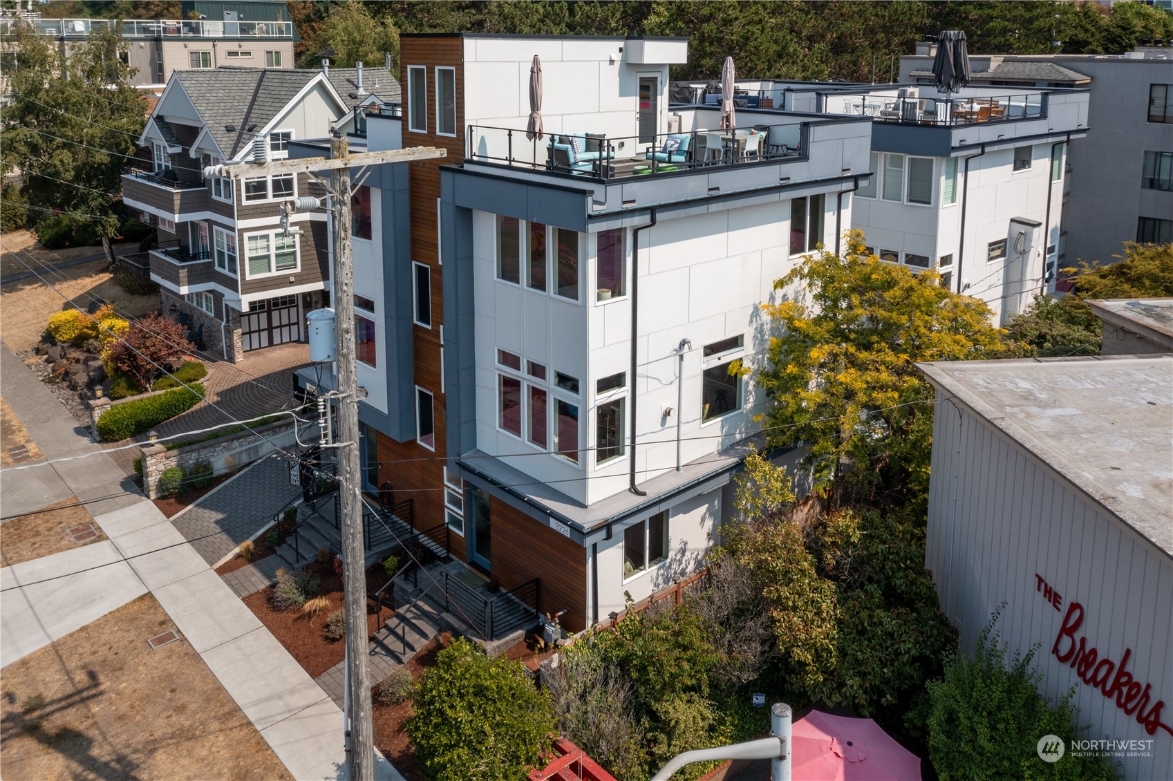 3226 Alki Avenue Southwest Seattle, WA 98116 - Photo 34 of 39