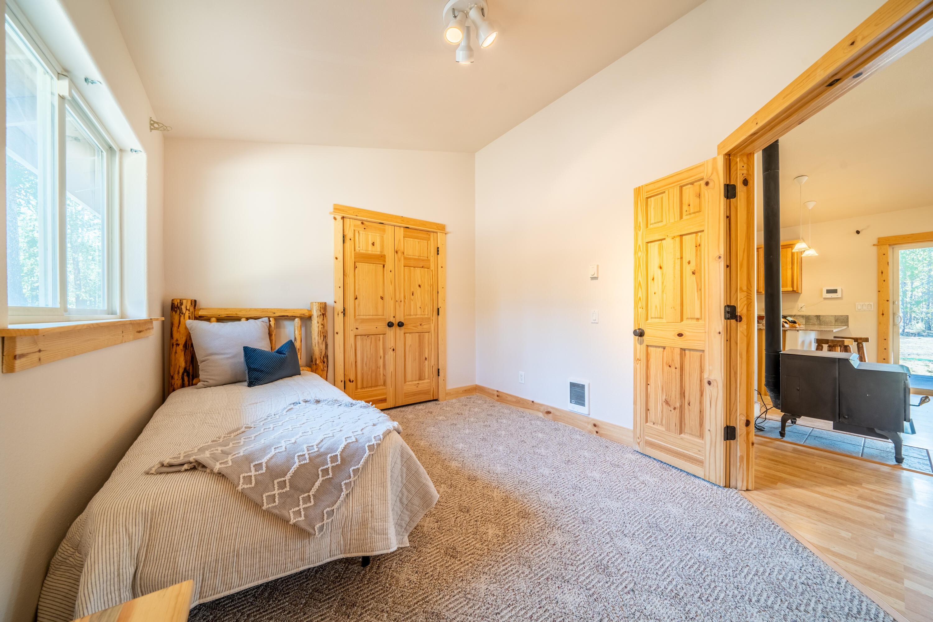 15494 Liberty Road La Pine, OR 97739 - Photo 32 of 54 Gallery Image 32