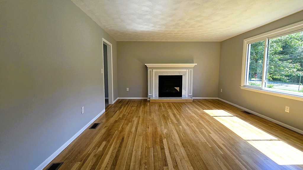62 Millville Road Mendon, MA 01756 - Photo 10 of 32