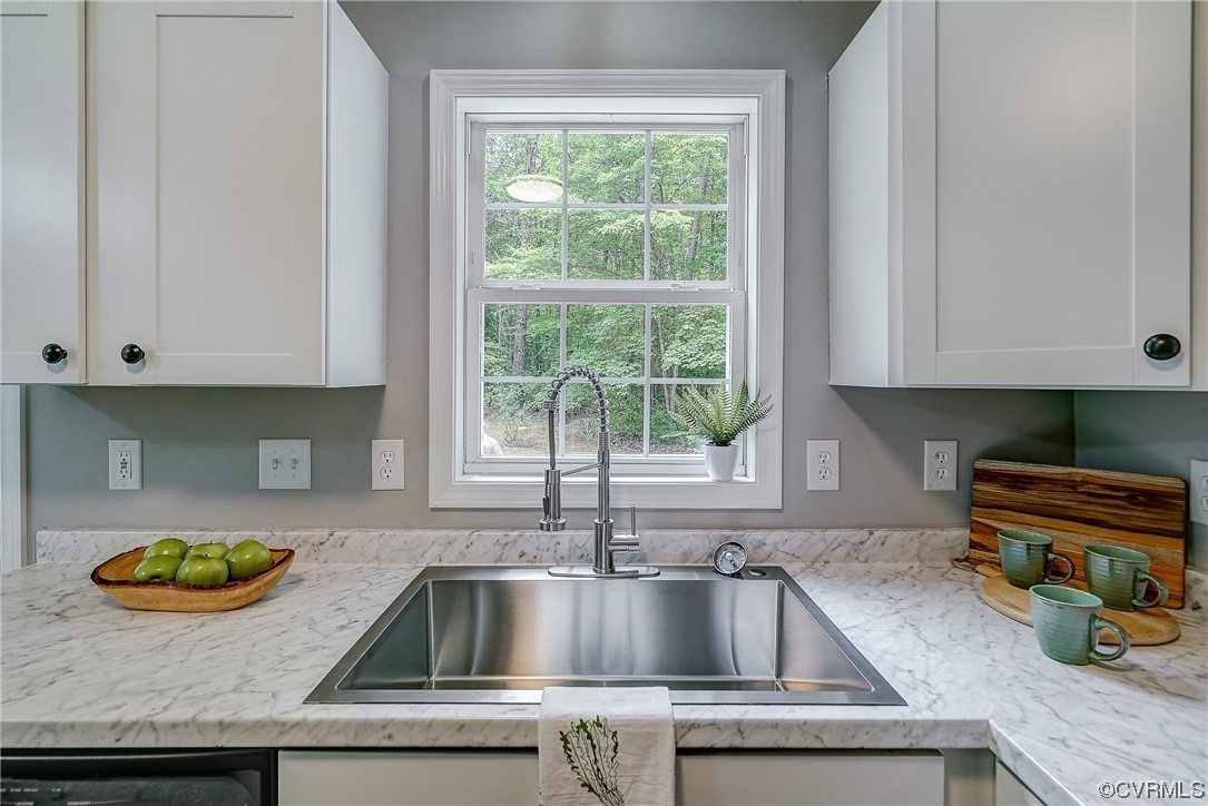 3305 Cedar Gate Road Goochland, VA 23063 - Photo 1 of 46 Gallery Image 1