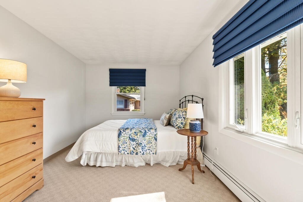 42 Cynthia Road Framingham, MA 01701 - Photo 21 of 31 Gallery Image 21