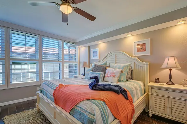 $5,000 | 17580 Gulf Boulevard, Unit 304, Redington Shores, FL 33708