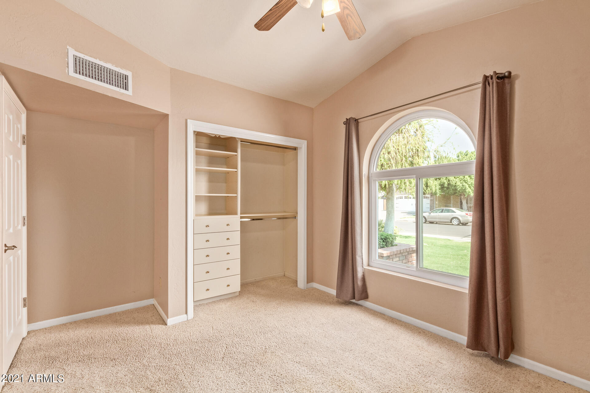 3929 East Decatur Street Mesa, AZ 85205 - Photo 28 of 41 Front Bedroom