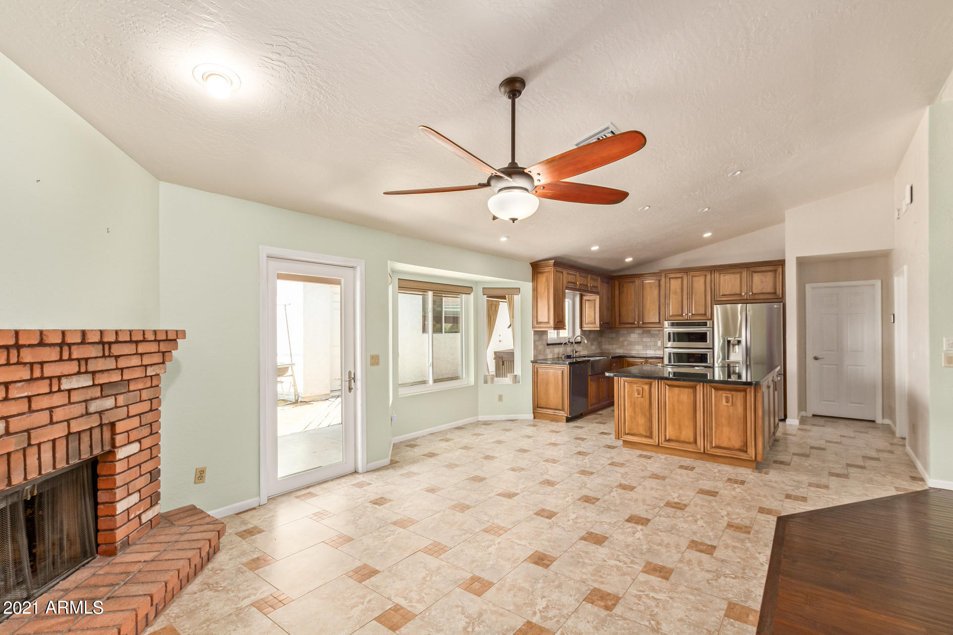 3929 East Decatur Street Mesa, AZ 85205 - Photo 7 of 41 0009-9 - Decatur