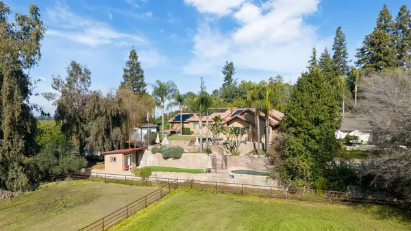 $679,999 | 915 South Strathmore Avenue, Unit I, Lindsay, CA 93247