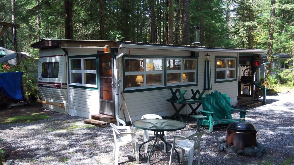 35 Goldrush Road Maple Falls, WA 98244 - Photo 1 of 1 Gallery Image 1