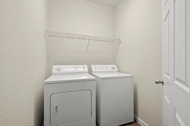 $2,495 | 6 Bushell Mill Place, The Woodlands, TX 77382