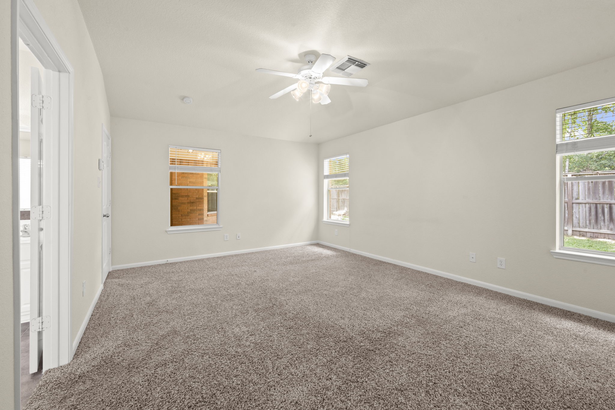 6 Bushell Mill Place The Woodlands, TX 77382 - Photo 24 of 29 Master bedroom