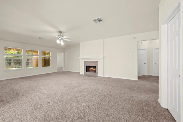 $2,495 | 6 Bushell Mill Place, The Woodlands, TX 77382