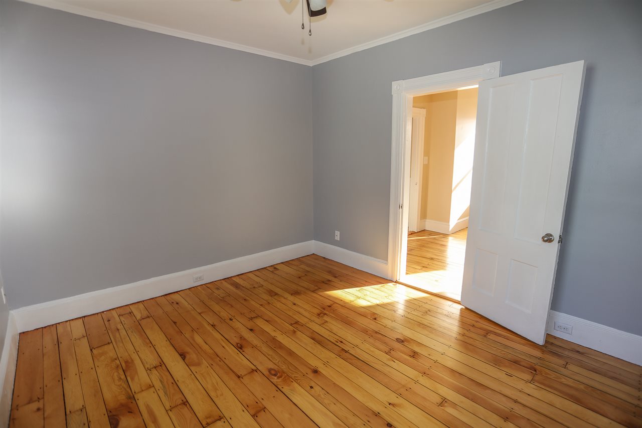 475 Rimmon Street Manchester, NH 03102 - Photo 22 of 38