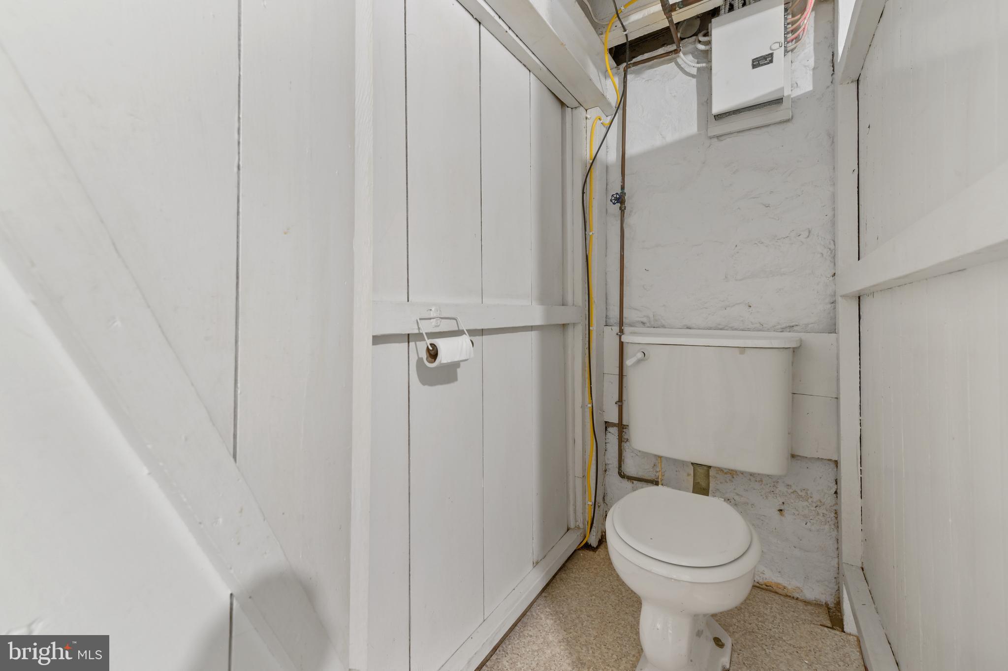 4116 Westview Road Baltimore, MD 21218 - Photo 45 of 53 Half bathroom