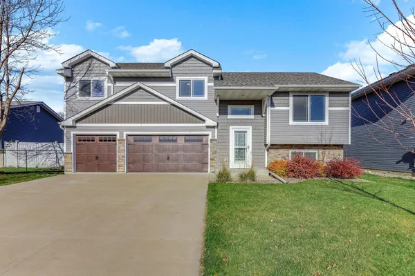 $365,000 | 705 4th Street South, Buffalo, MN 55313