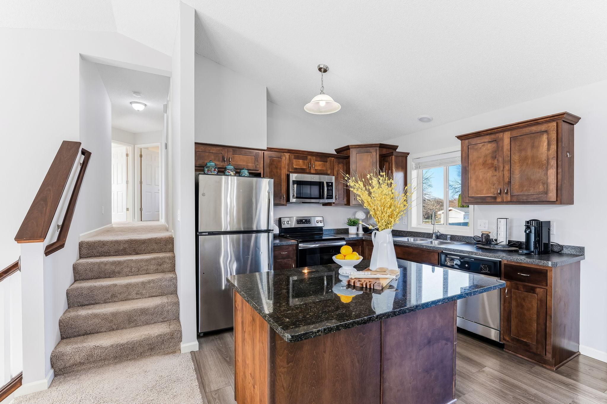 705 4th Street South Buffalo, MN 55313 - Photo 8 of 24