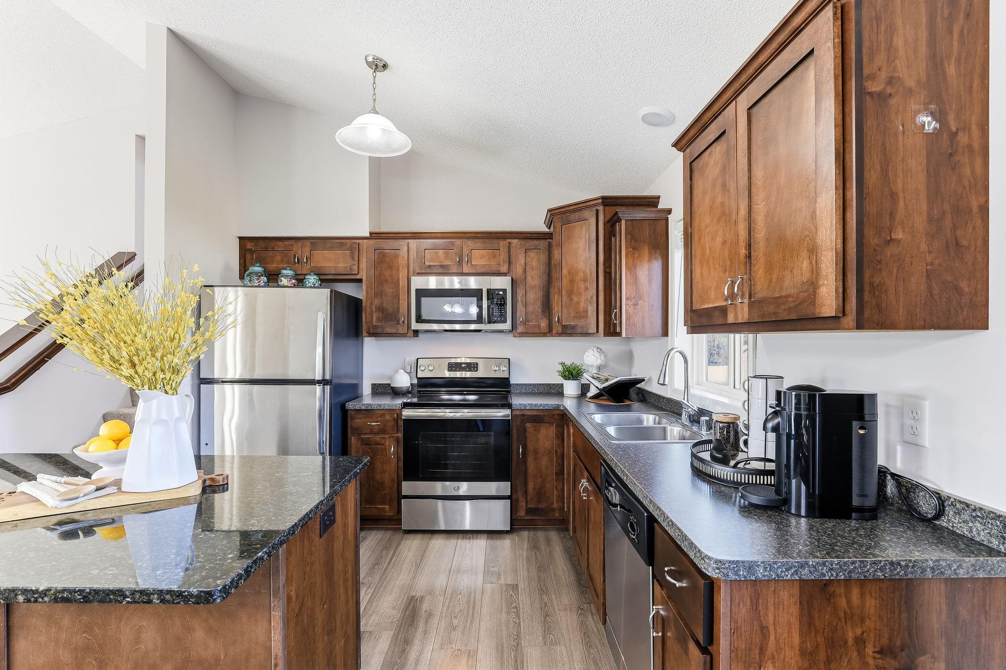 705 4th Street South Buffalo, MN 55313 - Photo 9 of 24