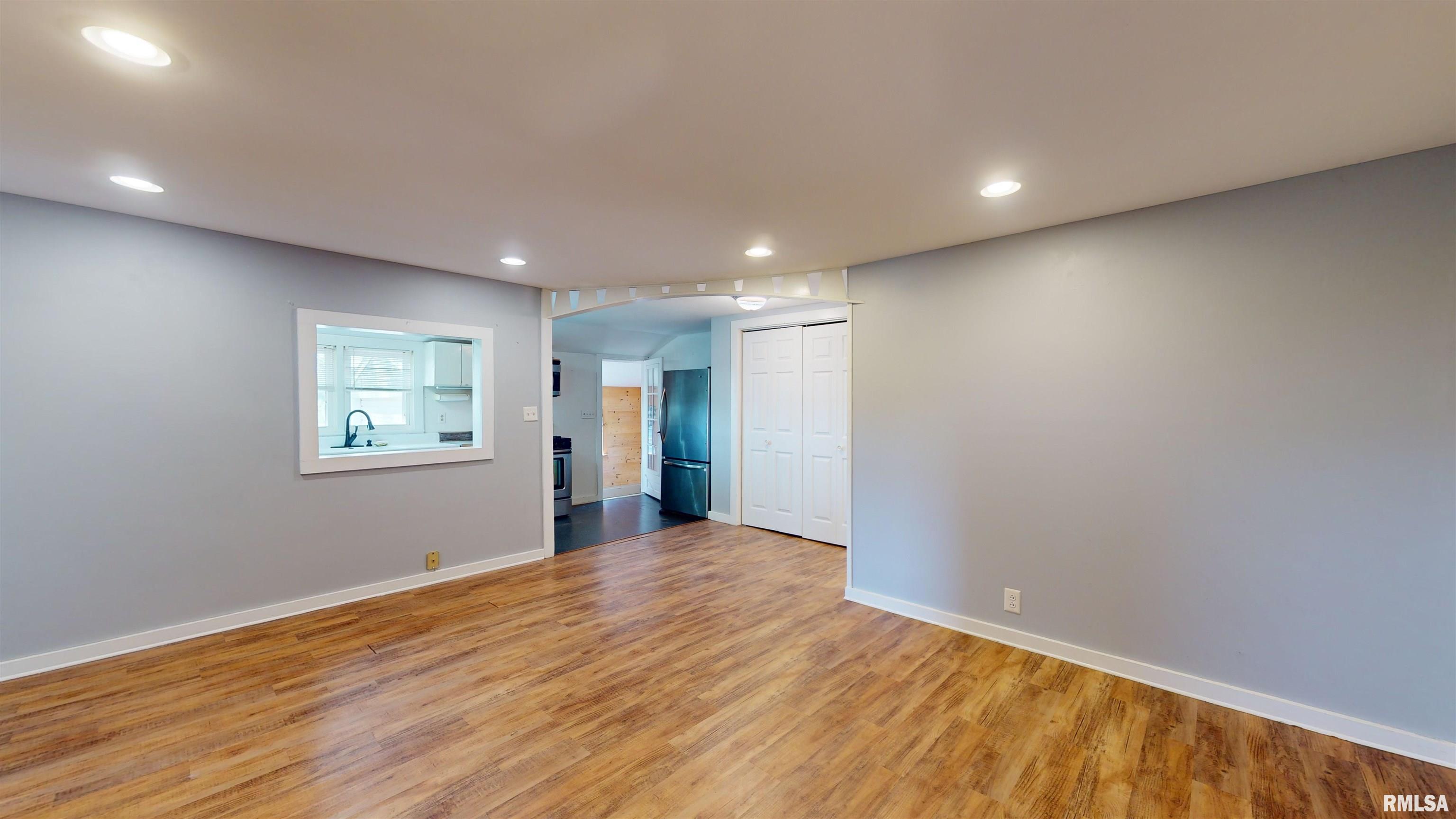 9016 East Deer Track Road Ellisville, IL 61431 - Photo 21 of 46 Gallery Image 21
