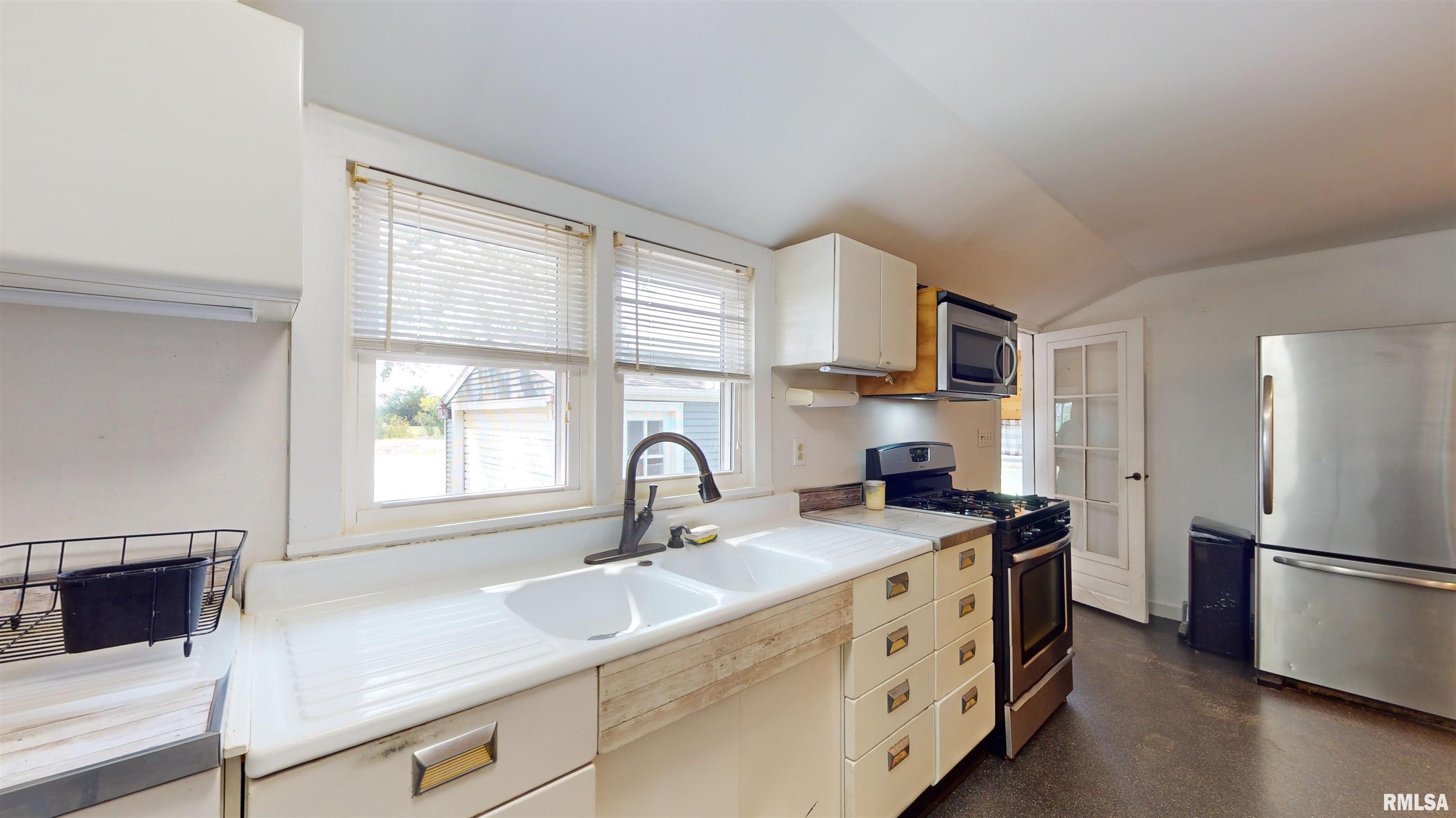 9016 East Deer Track Road Ellisville, IL 61431 - Photo 25 of 46 Gallery Image 25