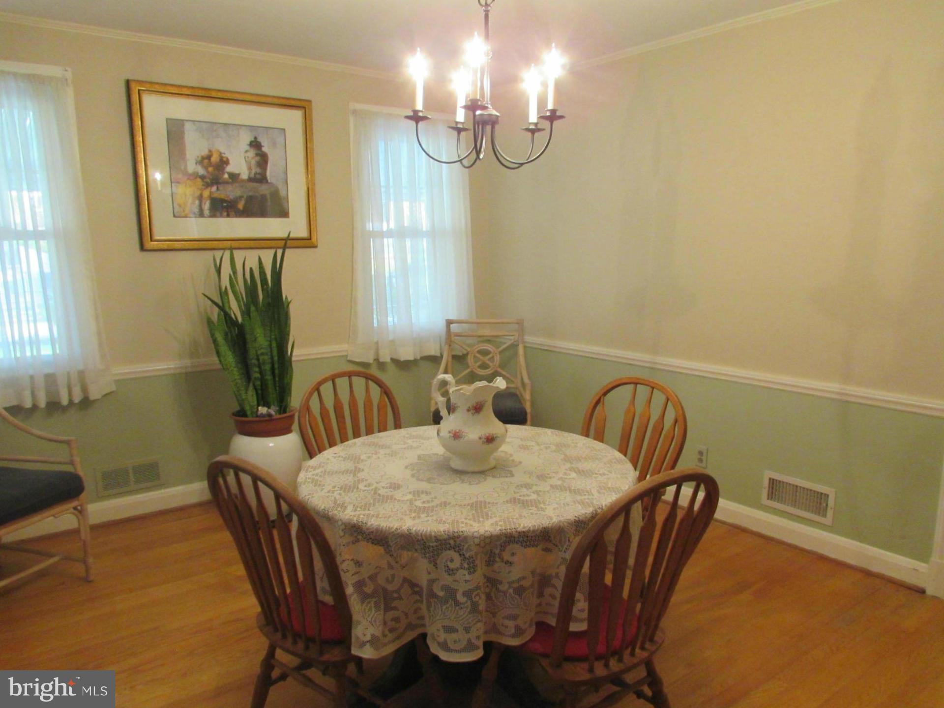 1141 Granville Road Baltimore, MD 21207 - Photo 8 of 25 Dining Room