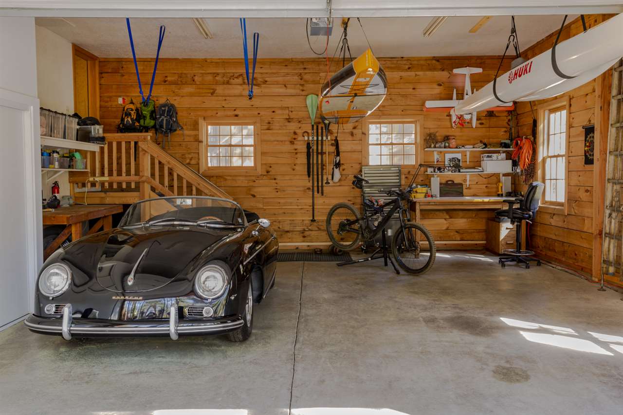 12051 Oslo Drive Truckee, CA 96161 - Photo 21 of 21 a view of a car garage