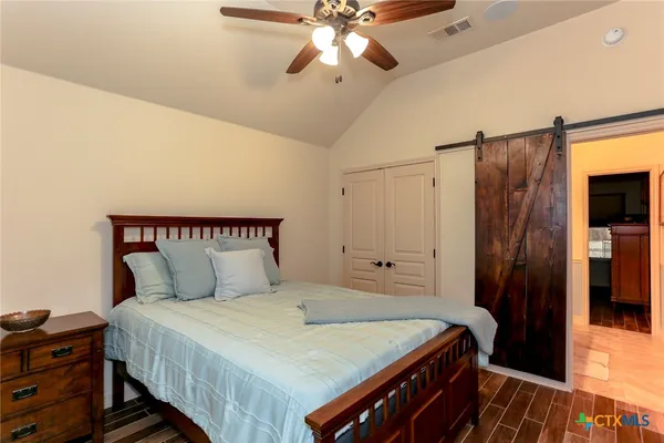 $699,999 | 301 County Road 4772, Kempner, TX 76539