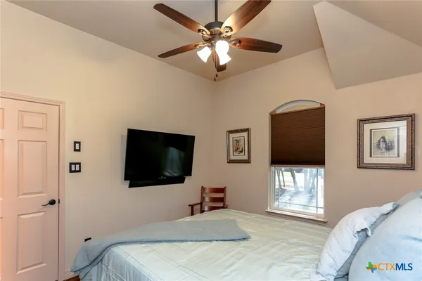 $699,999 | 301 County Road 4772, Kempner, TX 76539