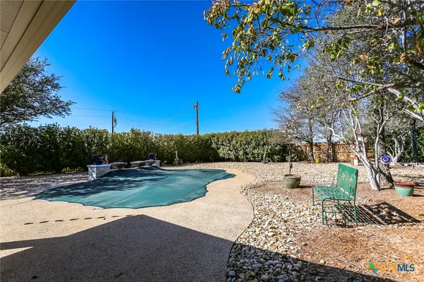 $699,999 | 301 County Road 4772, Kempner, TX 76539