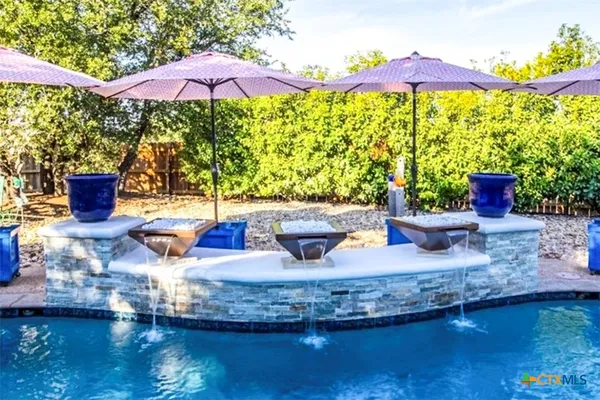 $699,999 | 301 County Road 4772, Kempner, TX 76539