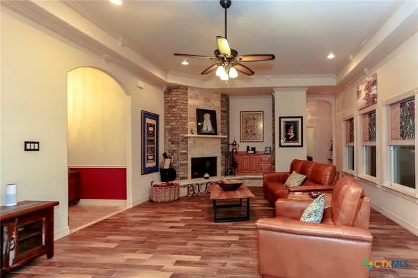 $699,999 | 301 County Road 4772, Kempner, TX 76539