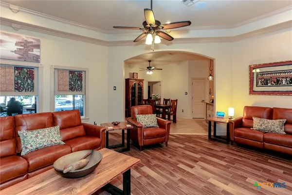 $699,999 | 301 County Road 4772, Kempner, TX 76539