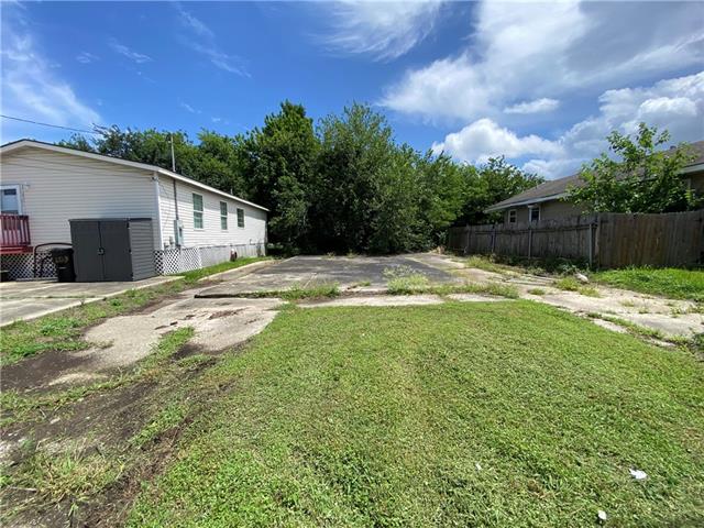 107 3rd Street Chalmette, LA 70043 - Photo 2 of 3