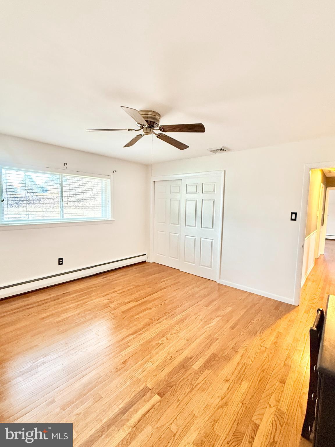 2360 New Schuylkill Road Pottstown, PA 19465 - Photo 15 of 36 a view of an empty room and window