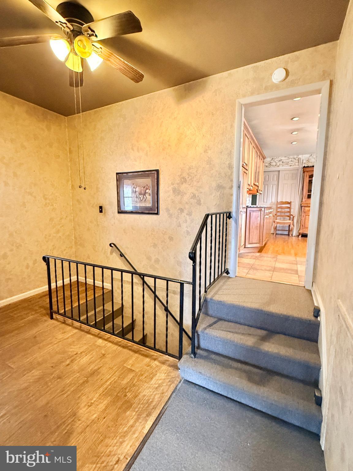 2360 New Schuylkill Road Pottstown, PA 19465 - Photo 27 of 36 a view of staircase with a rug