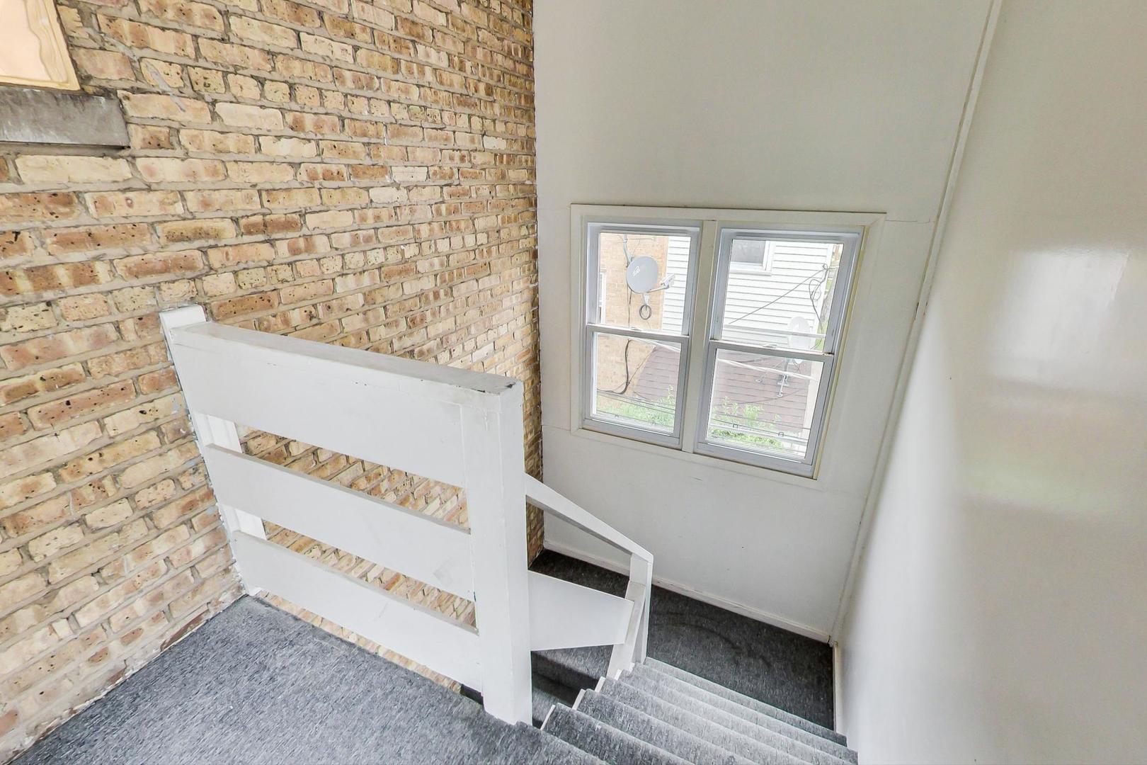 3333 Church Street, Unit 2 Evanston, IL 60203 - Photo 19 of 20