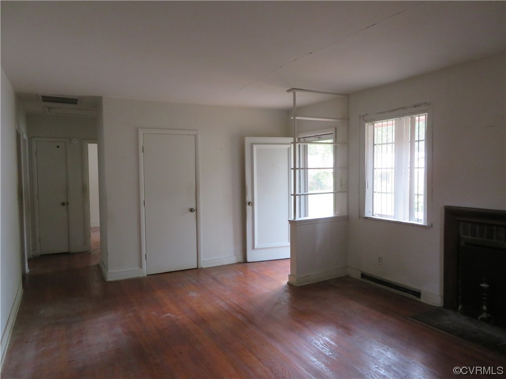 1018 Hampton Road Petersburg, VA 23805 - Photo 21 of 39 Gallery Image 21