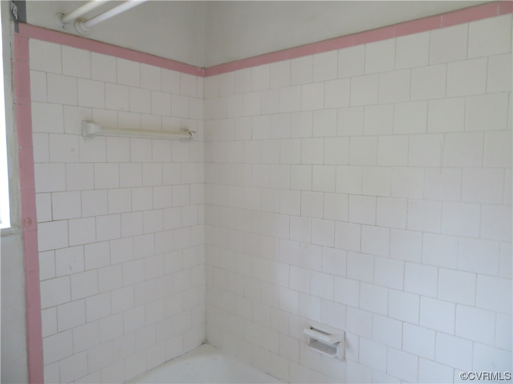 1018 Hampton Road Petersburg, VA 23805 - Photo 36 of 39 Gallery Image 36