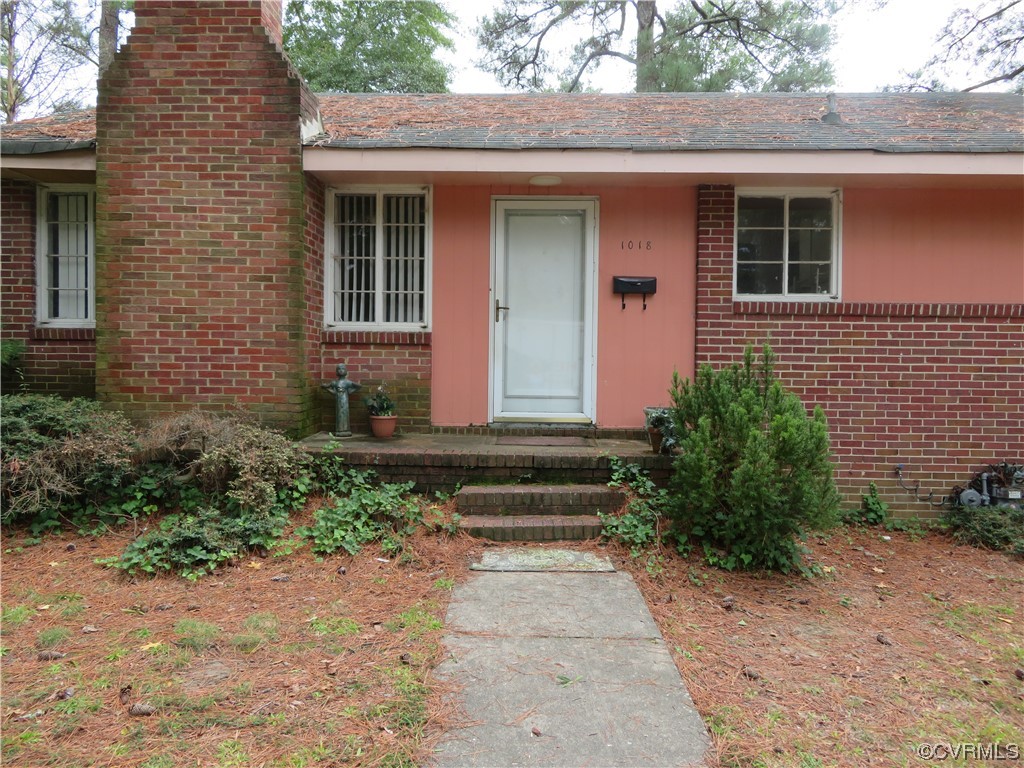 1018 Hampton Road Petersburg, VA 23805 - Photo 7 of 39 Gallery Image 7