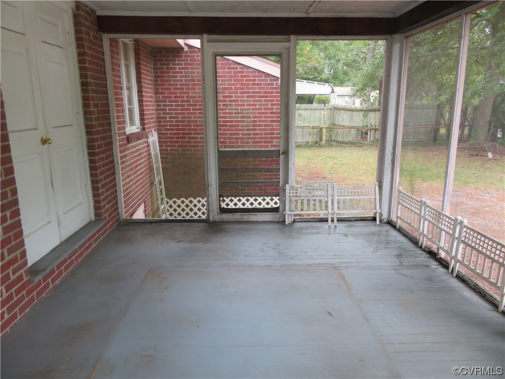 1018 Hampton Road Petersburg, VA 23805 - Photo 8 of 39 Gallery Image 8