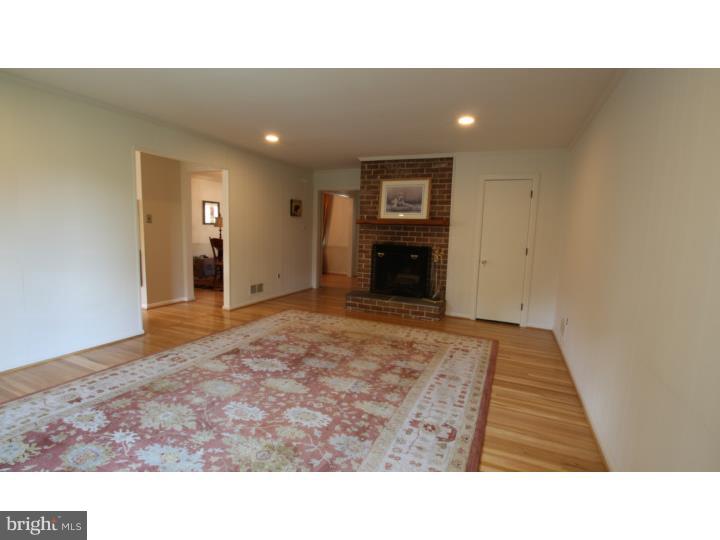1892 Graves Road Hockessin, DE 19707 - Photo 9 of 25 Family Room