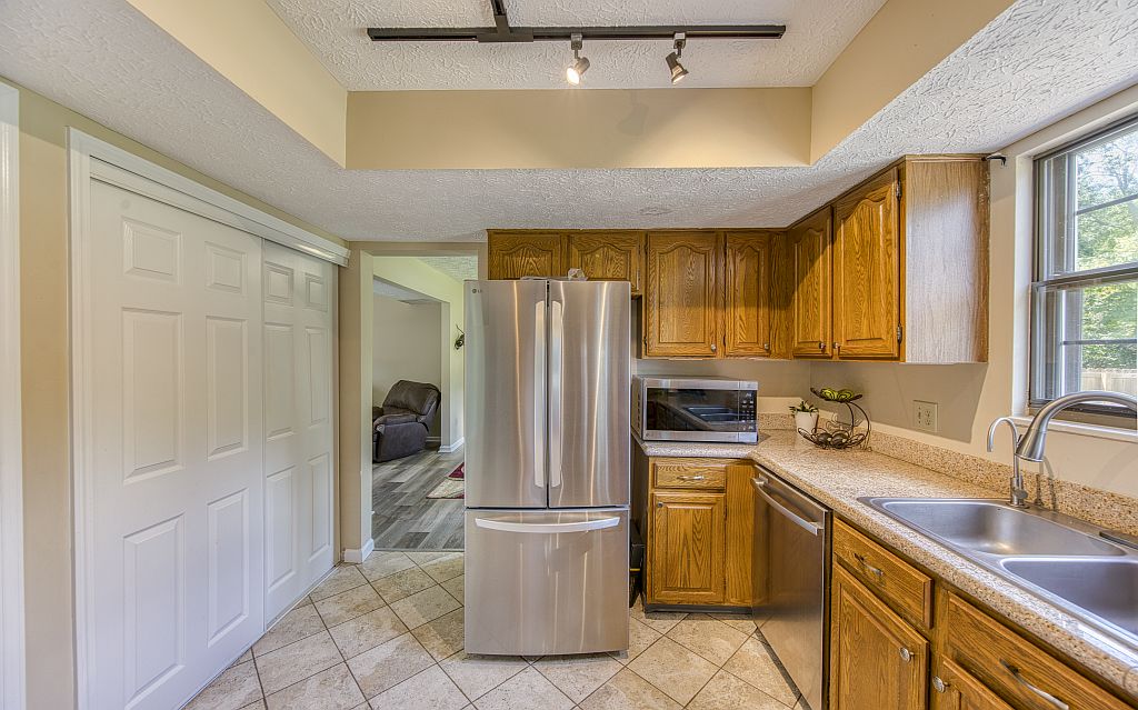 2421 Rossini Road Dayton, OH 45459 - Photo 20 of 54