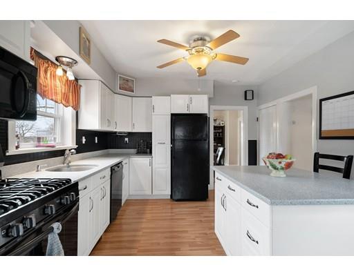 20 Cabot Road North Andover, MA 01845 - Photo 6 of 25 Gallery Image 6