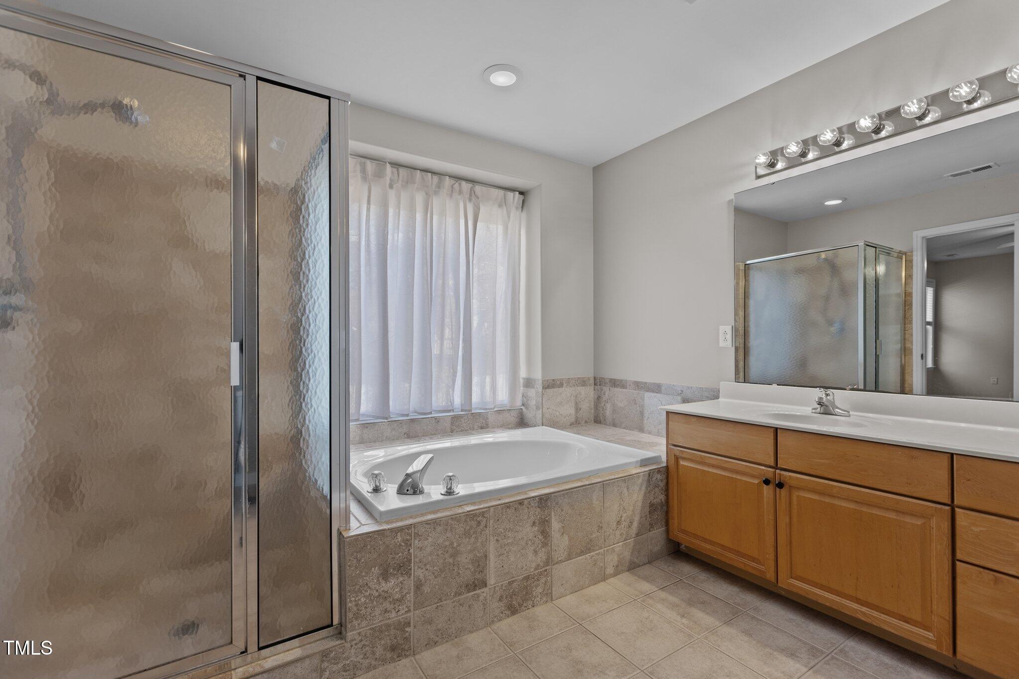 10412 Neland Street Raleigh, NC 27614 - Photo 23 of 31 37-web-or-mls-IMGL9642