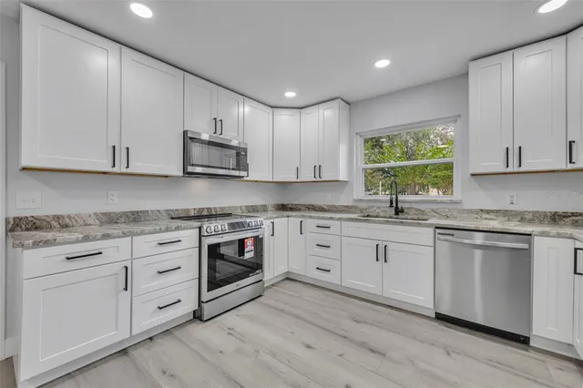 $585,000 | 672 Silver Creek Drive, Winter Springs, FL 32708