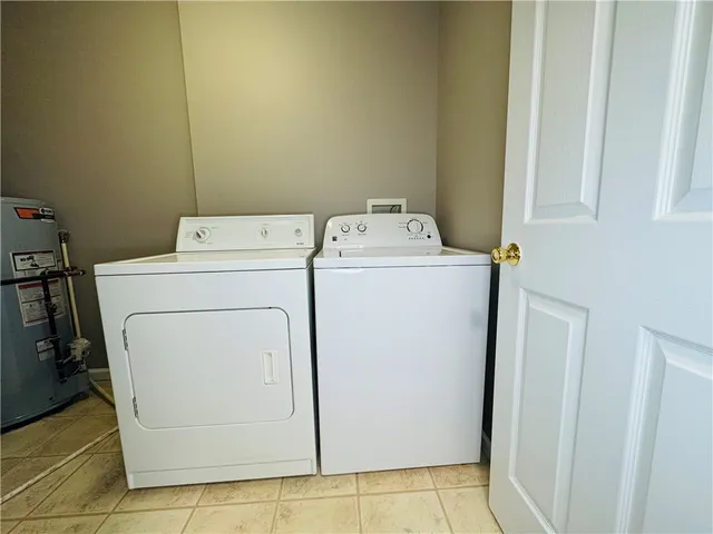 $2,343 | 769 Royal Sunset Drive, Webster, NY 14580