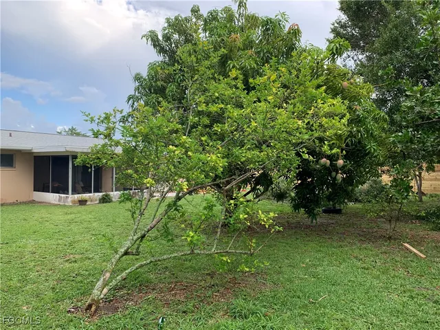 $229,000 | 901 Juno Drive, Lehigh Acres, FL 33936