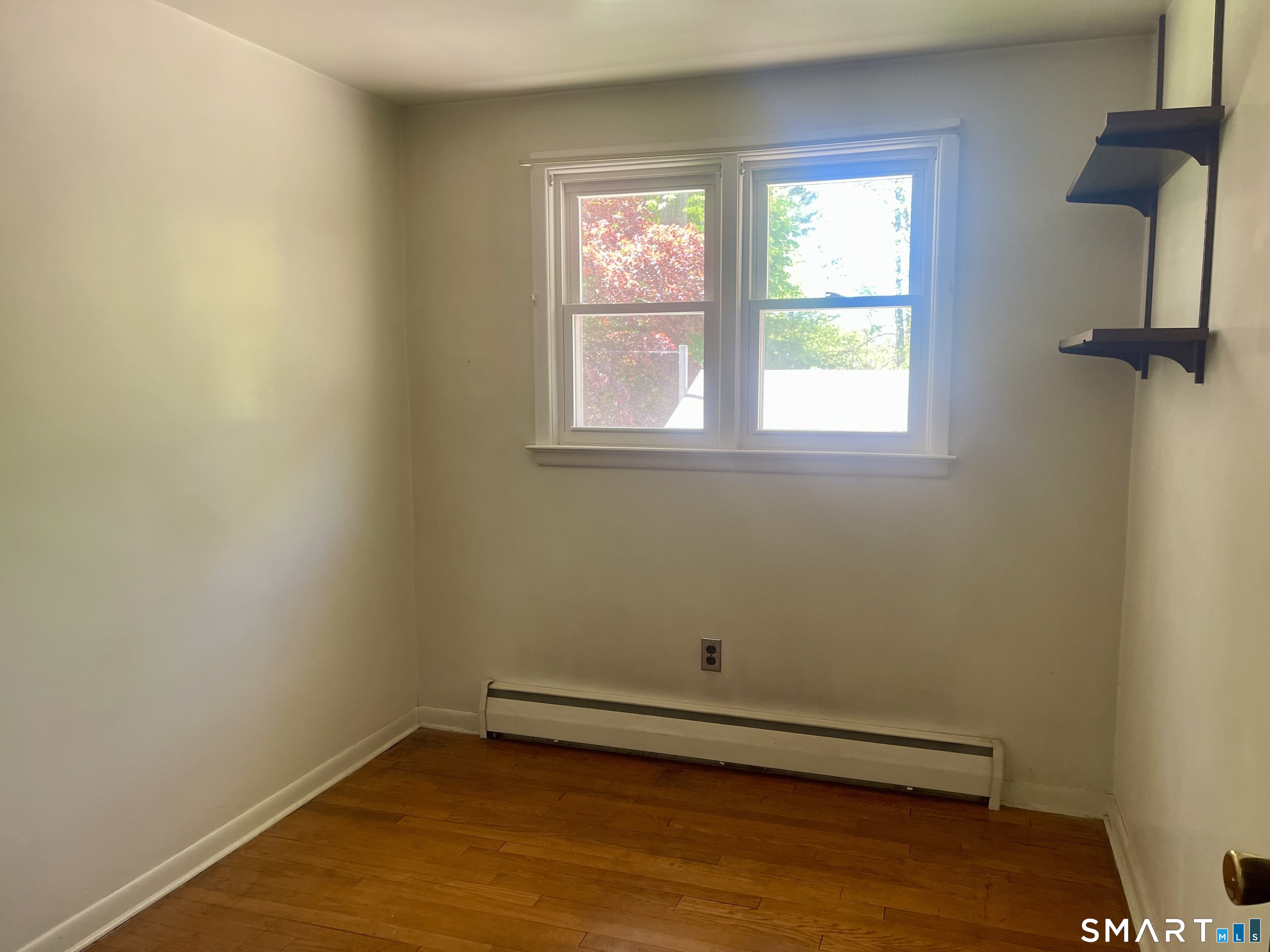 9 Apple Lane Redding, CT 06896 - Photo 28 of 39 Bedroom three