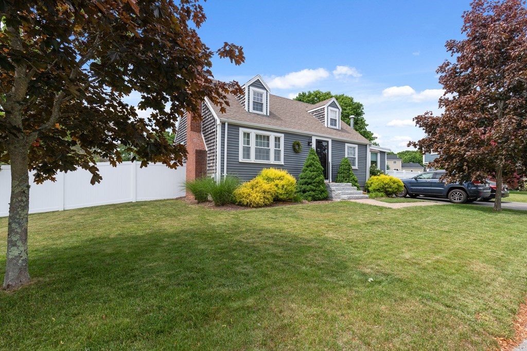 4 Branch Road Weymouth, MA 02190 - Photo 2 of 32