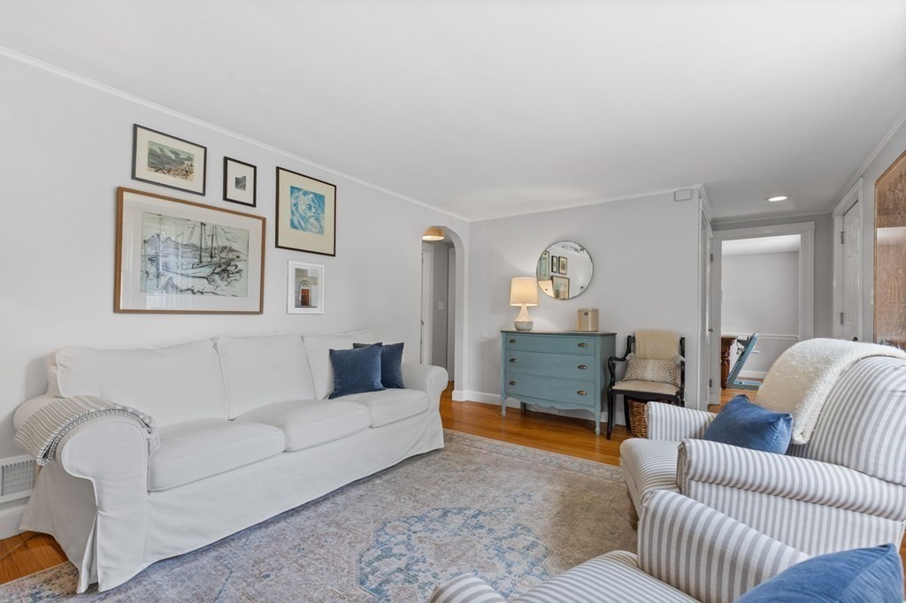 4 Branch Road Weymouth, MA 02190 - Photo 6 of 32