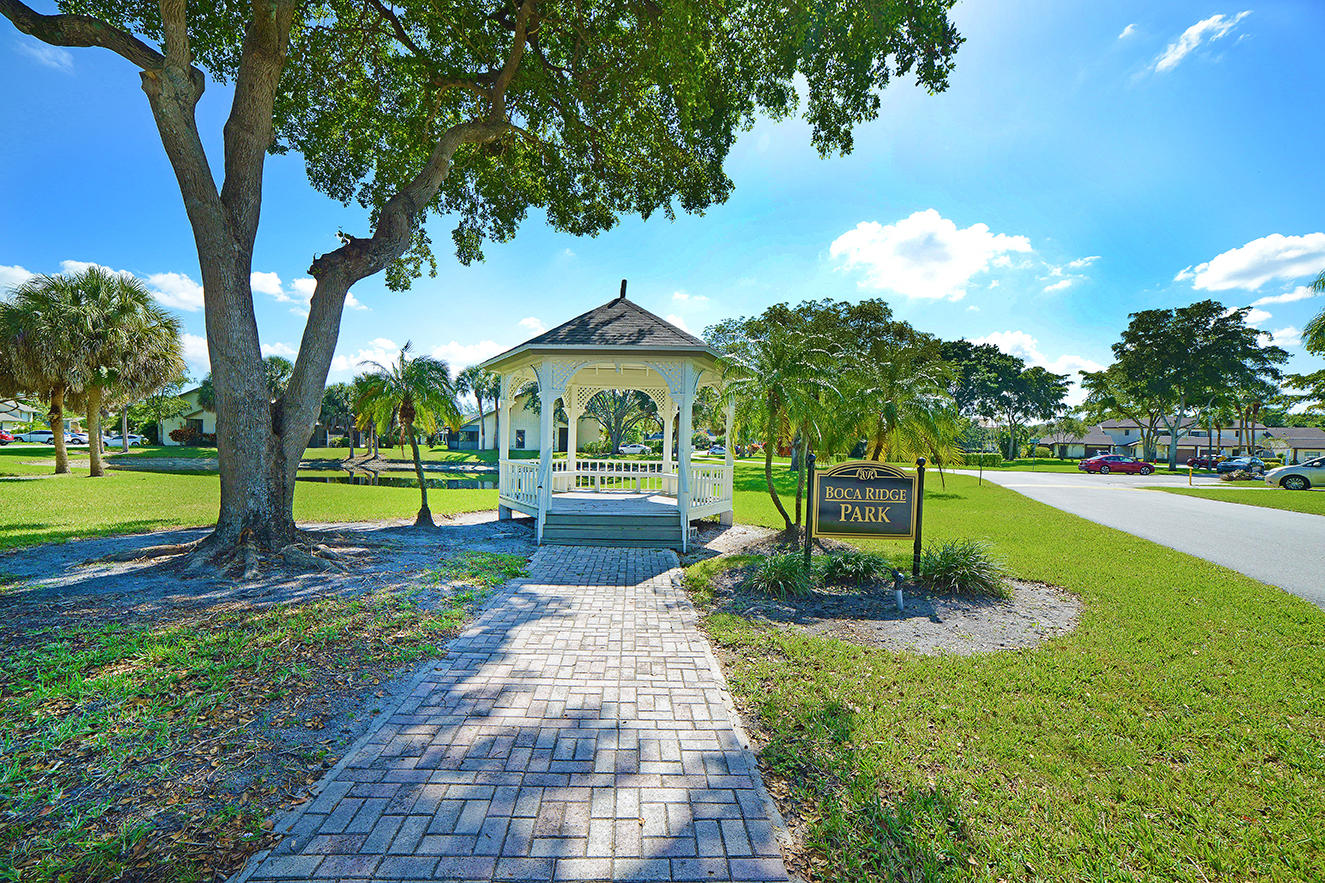 20901 Boca Ridge Drive South Boca Raton, FL 33428 - Photo 3 of 42 AK2_7037A