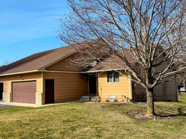 $314,900 | 1700 Humphrey Court, Northfield, MN 55057